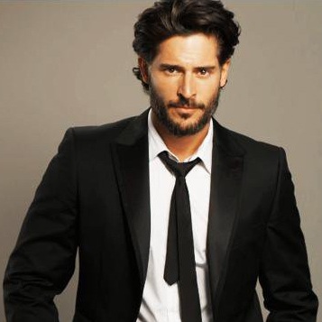 True Blood’s Joe Manganiello Crazy Fan Moment! August Muscle and Body Pics!